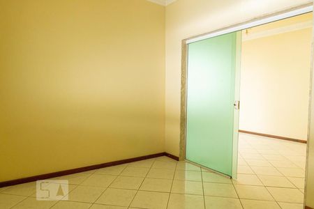 Quarto 1 de apartamento para alugar com 3 quartos, 99m² em Icaraí, Niterói