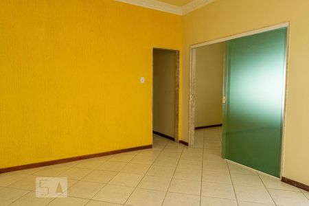 Sala  de apartamento para alugar com 3 quartos, 99m² em Icaraí, Niterói