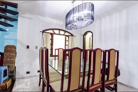 Sala de casa à venda com 3 quartos, 300m² em Vila Campestre, São Paulo