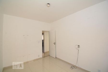 Quarto 1 de apartamento à venda com 3 quartos, 70m² em Irajá, Rio de Janeiro