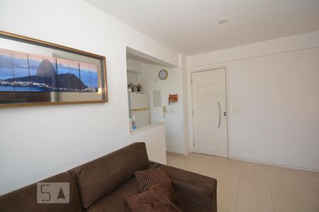 Apartamento à venda com 48m², 2 quartos e 1 vagaSala