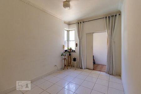 Sala de apartamento para alugar com 1 quarto, 51m² em Botafogo, Rio de Janeiro