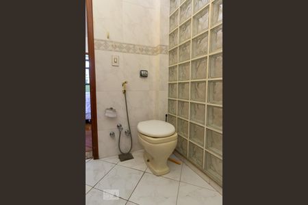 Apartamento à venda com 600m², 3 quartos e 1 vaga Apartamento à venda com 600m², 3 quartos e 1 vagaBanheiro Suite 2