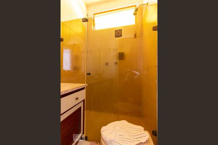 Apartamento à venda com 600m², 3 quartos e 1 vaga Apartamento à venda com 600m², 3 quartos e 1 vagaBanheiro Corredor