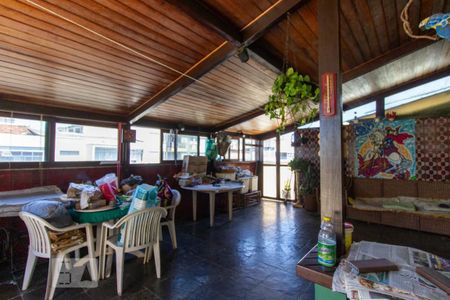 Apartamento à venda com 600m², 3 quartos e 1 vaga Apartamento à venda com 600m², 3 quartos e 1 vagaVaranda