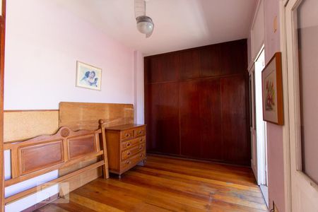 Apartamento à venda com 600m², 3 quartos e 1 vaga Apartamento à venda com 600m², 3 quartos e 1 vagaQuarto