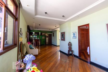 Apartamento à venda com 600m², 3 quartos e 1 vaga Apartamento à venda com 600m², 3 quartos e 1 vagaSala