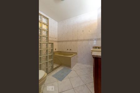 Apartamento à venda com 600m², 3 quartos e 1 vaga Apartamento à venda com 600m², 3 quartos e 1 vagaBanheiro Suite 2