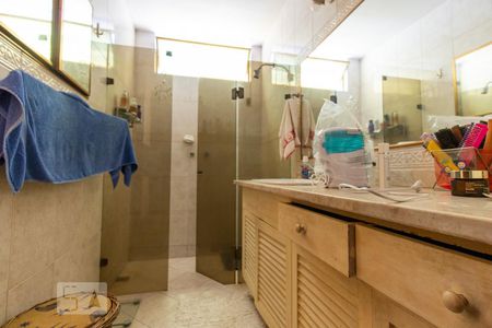 Apartamento à venda com 600m², 3 quartos e 1 vaga Apartamento à venda com 600m², 3 quartos e 1 vagaBanheiro Suite 1