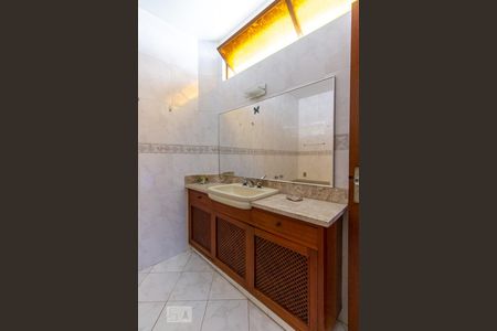 Apartamento à venda com 600m², 3 quartos e 1 vaga Apartamento à venda com 600m², 3 quartos e 1 vagaBanheiro Suite 2