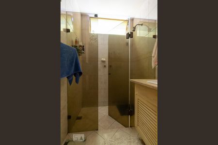 Apartamento à venda com 600m², 3 quartos e 1 vaga Apartamento à venda com 600m², 3 quartos e 1 vagaBanheiro Suite 1