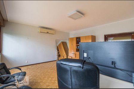 Sala de casa à venda com 3 quartos, 232m² em Cristo Redentor, Porto Alegre