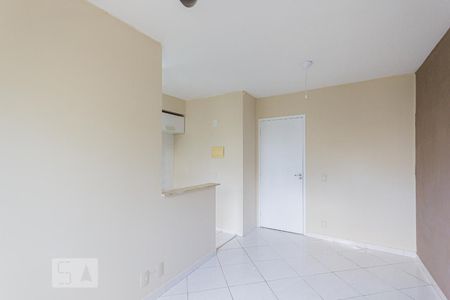 Sala de apartamento para alugar com 2 quartos, 50m² em Jacarepaguá, Rio de Janeiro