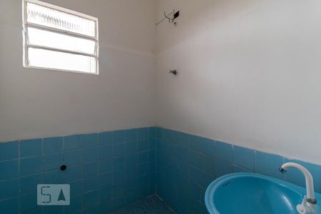 Banheiro de casa para alugar com 1 quarto, 40m² em Casa Verde Alta, São Paulo