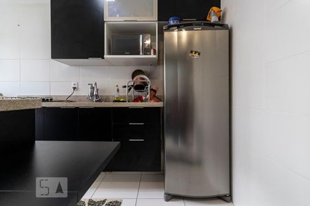 Cozinha de apartamento à venda com 2 quartos, 40m² em Jardim São Savério, São Paulo