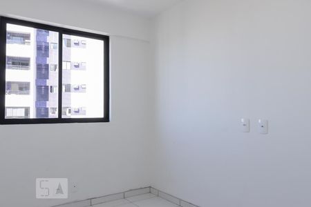 Quarto 01 de apartamento para alugar com 3 quartos, 57m² em Encruzilhada, Recife