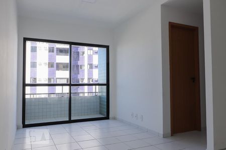 Sala de apartamento para alugar com 3 quartos, 57m² em Encruzilhada, Recife