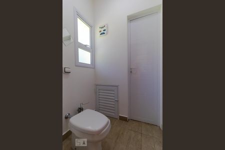 Casa de condomínio à venda com 400m², 4 quartos e 8 vagas Casa de condomínio à venda com 400m², 4 quartos e 8 vagasLavabo