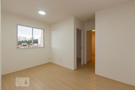 Sala  de apartamento para alugar com 2 quartos, 44m² em Vila Plana, São Paulo