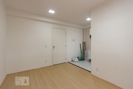 Sala  de apartamento para alugar com 2 quartos, 44m² em Vila Plana, São Paulo