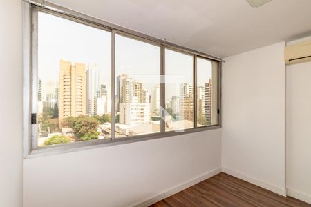 Sala de apartamento à venda com 3 quartos, 137m² em Jardim Europa, São Paulo