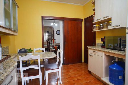 Cozinha de casa à venda com 4 quartos, 350m² em Jardim Itu, Porto Alegre