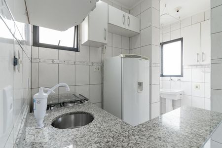 Cozinha de apartamento à venda com 1 quarto, 35m² em Campo Belo, São Paulo