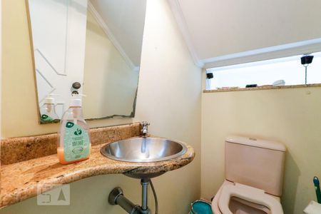 Lavabo de casa à venda com 3 quartos, 200m² em Vila Nova Mazzei, São Paulo