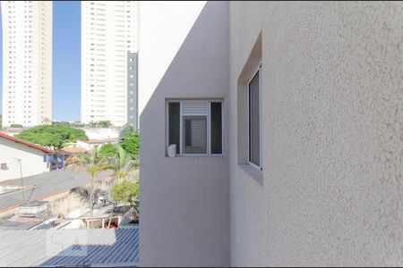 Vista Quarto 1 de apartamento para alugar com 3 quartos, 54m² em Vila Talarico, São Paulo