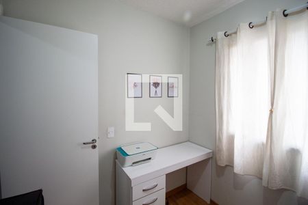 Quarto 2 de apartamento para alugar com 2 quartos, 37m² em Vila Taquari, São Paulo