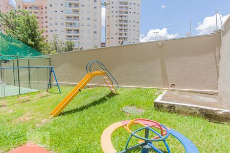 Apartamento à venda com 60m², 3 quartos e 1 vaga Apartamento à venda com 60m², 3 quartos e 1 vagaPlayground
