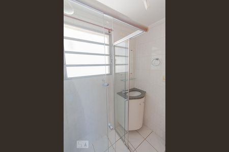 Apartamento à venda com 60m², 3 quartos e 1 vaga Apartamento à venda com 60m², 3 quartos e 1 vagaBanheiro Social