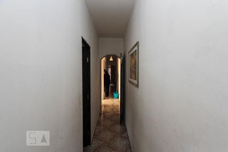 Corredor de casa à venda com 2 quartos, 120m² em Capão do Embira, São Paulo