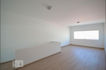 Sala de casa à venda com 3 quartos, 350m² em Vila das Mercês, São Paulo