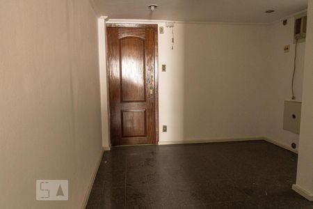 Sala  de apartamento para alugar com 3 quartos, 110m² em Centro, Niterói