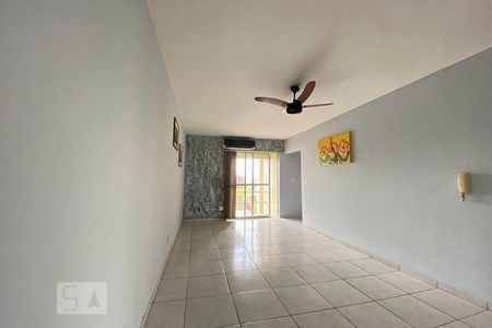 Sala de apartamento para alugar com 2 quartos, 72m² em Rondônia, Novo Hamburgo