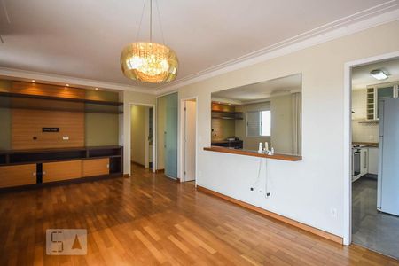 Sala de apartamento para alugar com 3 quartos, 104m² em Vila Sônia, São Paulo