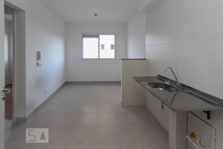 Cozinha de apartamento à venda com 2 quartos, 32m² em Jardim Planalto, São Paulo