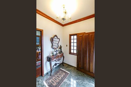 Sala de casa à venda com 3 quartos, 385m² em Chácara das Pedras, Porto Alegre