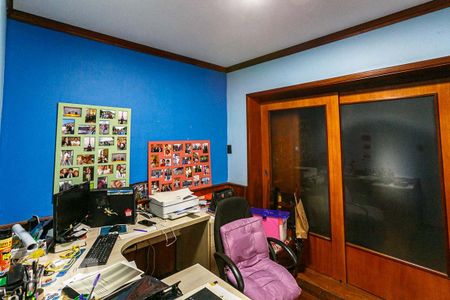 Casa à venda com 385m², 3 quartos e 3 vagas Casa à venda com 385m², 3 quartos e 3 vagasQuarto 3