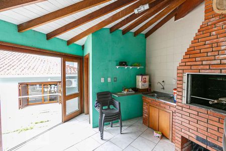 Casa à venda com 385m², 3 quartos e 3 vagas Casa à venda com 385m², 3 quartos e 3 vagasChurrasqueira
