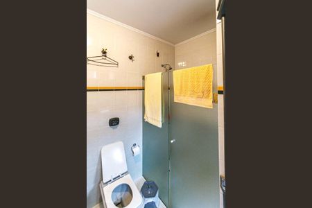 Casa à venda com 385m², 3 quartos e 3 vagas Casa à venda com 385m², 3 quartos e 3 vagasBanheiro da Suíte