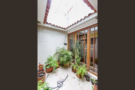 Casa à venda com 385m², 3 quartos e 3 vagas Casa à venda com 385m², 3 quartos e 3 vagasJardim