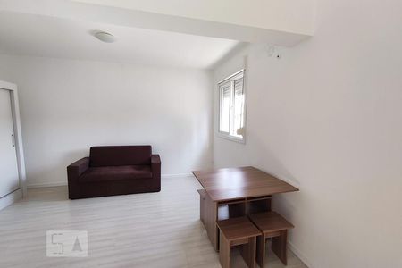 Quarto de kitnet/studio para alugar com 1 quarto, 25m² em Operário, Novo Hamburgo