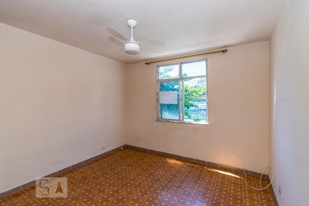 Sala de apartamento à venda com 2 quartos, 52m² em Olaria, Rio de Janeiro