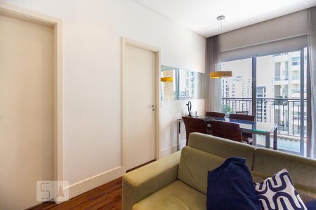 Sala de apartamento para alugar com 1 quarto, 50m² em Vila Nova Conceição, São Paulo