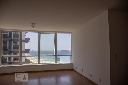 Sala de apartamento para alugar com 2 quartos, 86m² em Barra da Tijuca, Rio de Janeiro