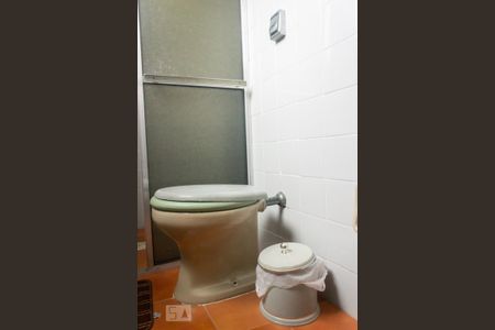 Casa de condomínio para alugar com 93m², 2 quartos e 1 vaga Casa de condomínio para alugar com 93m², 2 quartos e 1 vagaBanheiro