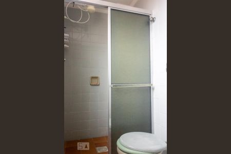 Casa de condomínio para alugar com 93m², 2 quartos e 1 vaga Casa de condomínio para alugar com 93m², 2 quartos e 1 vagaBanheiro