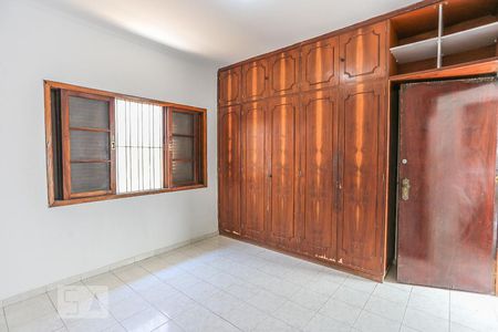 Quarto 2 de casa para alugar com 3 quartos, 170m² em Butantã, São Paulo